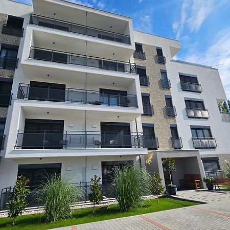 Harmonia Riva Apartman B11 Dunajská Streda 외부 사진